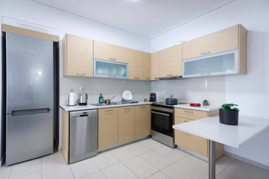 Pame Rentals - Cozy Glyfada Stay With Free Parking 아테네 외부 사진
